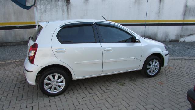 TOYOTA ETIOS 2018/2019 1.5 X PLUS 16V FLEX 4P AUTOMÁTICO - Foto 5