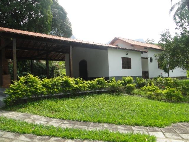 Guapimirim Sítio 97.000m², sede com 4 Quartos, piscina e campo - Foto 14