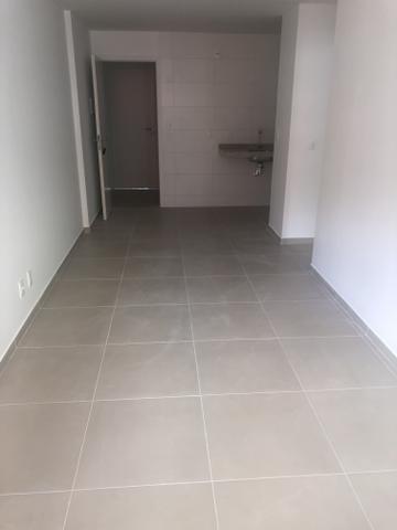 Quarto e sala no Edf. Le Grand! - Foto 8