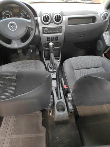 Carro bem conservado pneus bons - Foto 4