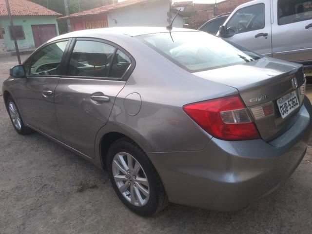 New civic muito novo. único dono - Foto 2