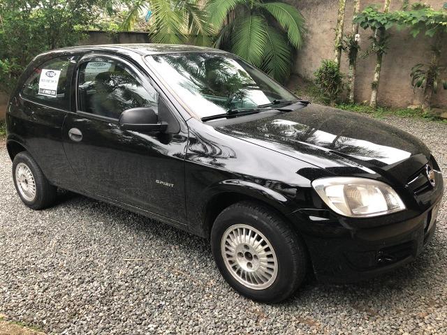 Carro Chevrolet Celta 2010 completo