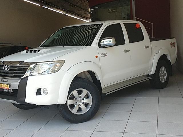 TOYOTA HILUX 2015/2015 3.0 STD 4X4 CD 16V TURBO INTERCOOLER DIESEL 4P MANUAL