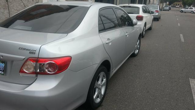 Toyota Corolla 1.8 GLI 2012 AUT extra! banco de couro, aceito motos e carros menor valor - Foto 5