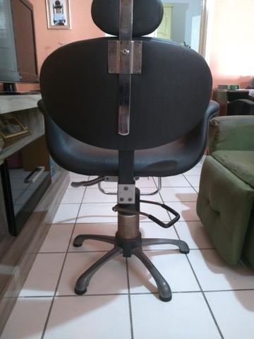 Cadeira hidráulica para cabeleireiro - Foto 2