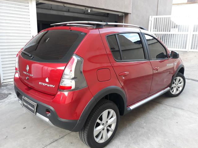 Sandero Stepway 2014 cambio mecânico 1.6/8 válvulas novíssimo! completo! - Foto 4