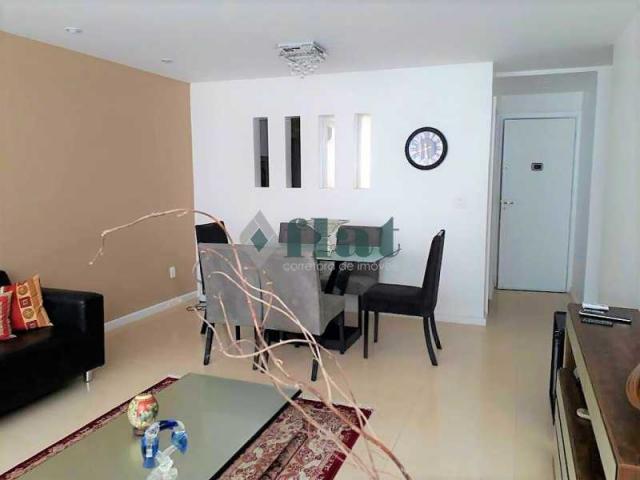Apartamento à venda com 2 dormitórios cod:FLAP20066