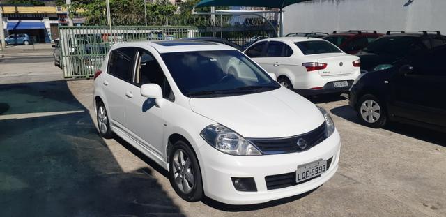 Nissan Tiida 1 .8 SL 2012 - Foto 2