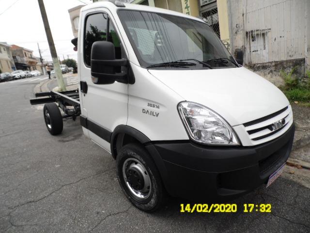 Iveco Camionete 35s14 no Chassi