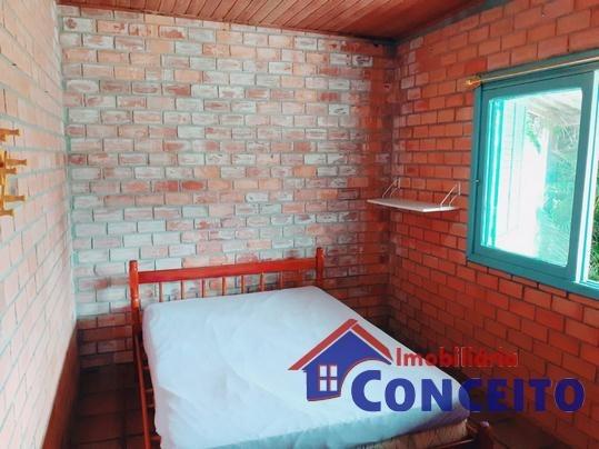 C98 - Bela residência em ótima localização - Foto 12