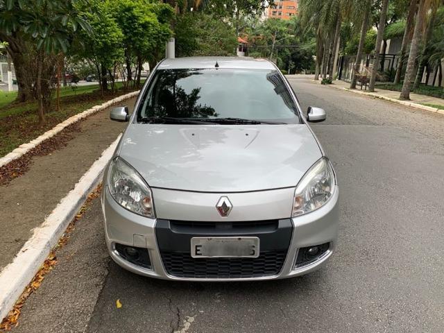 Renault Sandero automático, 70.000 km, única dona - Foto 5