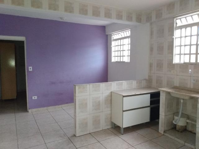 Aalugar Oportunidade Frente para Avenida Apartamentos 01 e 02 dormitórios - Foto 13