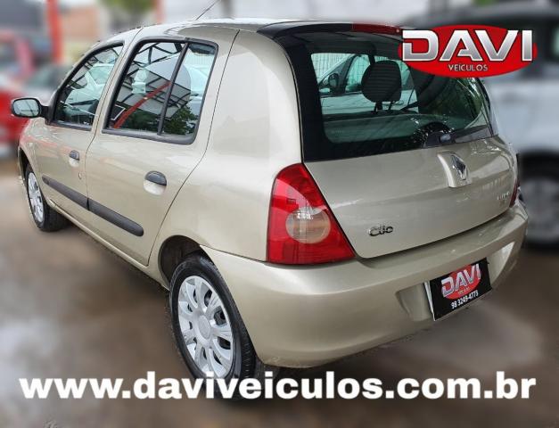 RENAULT CLIO 2011/2011 1.0 16V FLEX 4P MANUAL - Foto 4