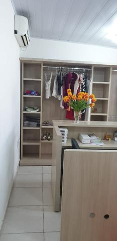 Vende-se loja montada de roupas