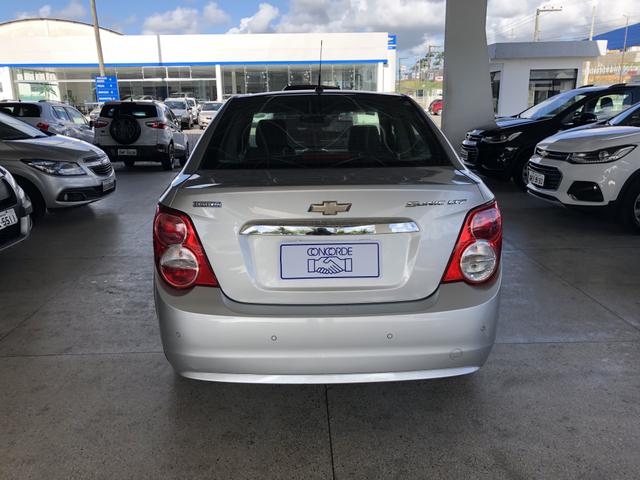 Sonic Sedan 2014 LT 1.6 Automático - Foto 4