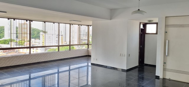 Apartamento para aluguel e venda possui 300 metros quadrados com 3 quartos - Foto 17