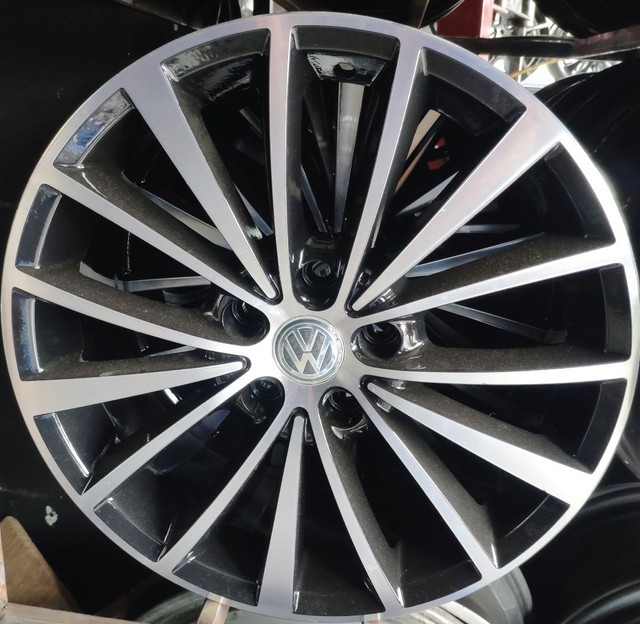 Roda BRW Jetta Tsi aro 17 furação 5x112 BD