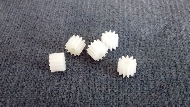 05 Pinhões 11 dentes