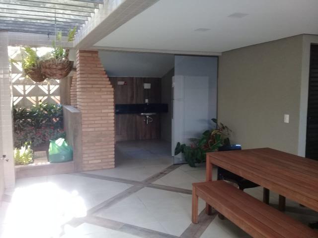 3 Quartos no coração do Farol com Porcelanato e 2 Vagas - Foto 4