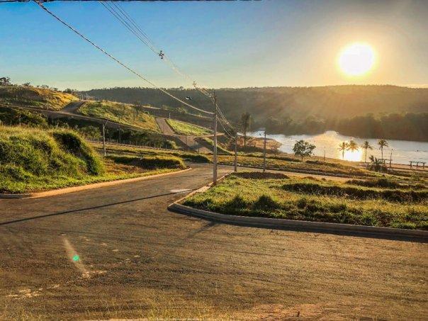 Lago Sul lotes parcelados as margens do Lago Corumbá em Caldas novas