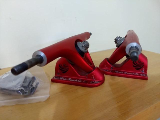 Truck Paris V2 p/ Longboard pouco usado