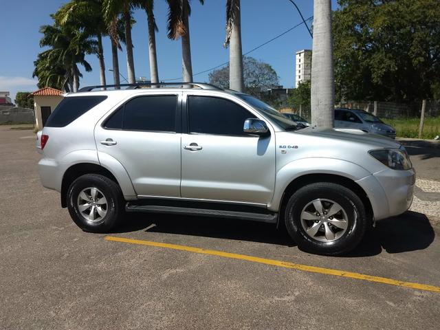 Toyota Hilux SW4 2008/2008 automática 3.0 turbo diesel 4x4 SRV (Top de linha)