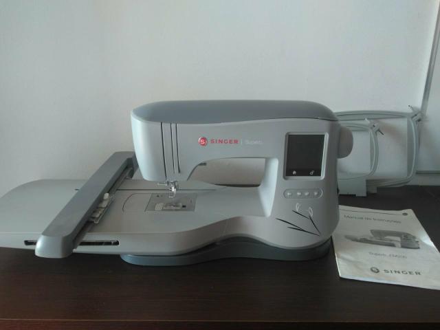 Bordadeira Singer (Máquina de bordar SEMI NOVA!) - Foto 6