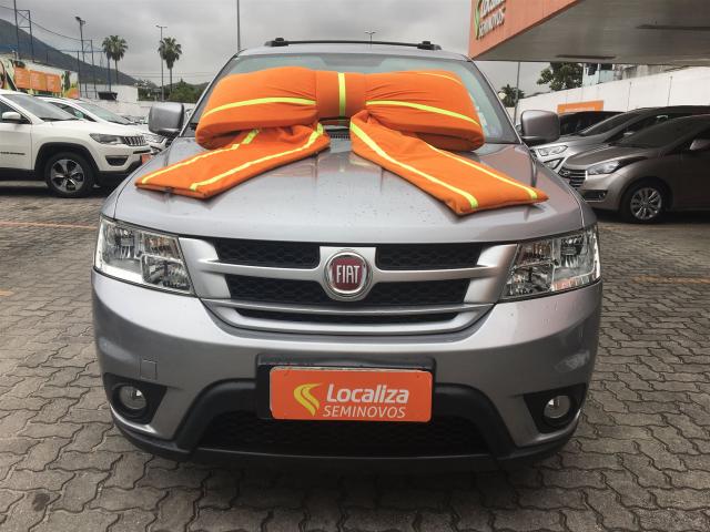 FIAT FREEMONT 2015/2015 2.4 PRECISION 16V GASOLINA 4P AUTOMÁTICO