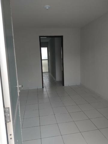 Apartamento para Aluguel - em Barro Duro