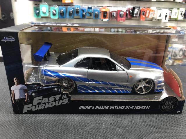 Carrinho Brian Velozes e Furiosos Skyline