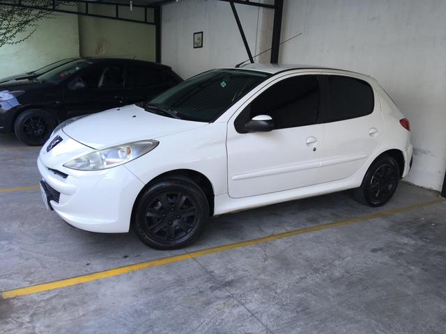 Peugeot 207 1.4 2014 completo - troco kadett GSi - Foto 7