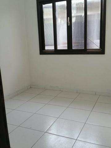 Alugo apartamento tipo kit Net ,no bairro portal 2 - Foto 4