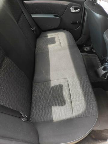 Carro bem conservado pneus bons - Foto 5