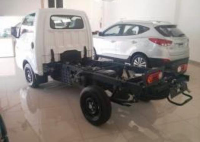 HYUNDAI HR 2.5 LONGO SEM CAÇAMBA 4X2 2019 - Foto 2