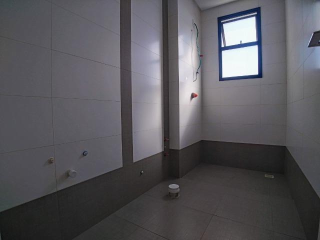 Amplo Apartamento 3 Dormitórios(1Suíte+2D) + Lavabo com 2 Vagas no Centro de Itajaí! - Foto 12