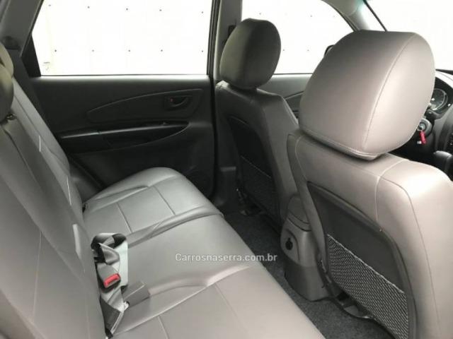 Tucson 2.0 mpfi gls 16v 143cv 2wd - automático 19 mil kms único dono - Foto 10