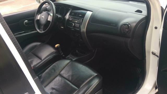 Oportunidade Nissan Livina Segundo Dono Novíssima - Foto 20