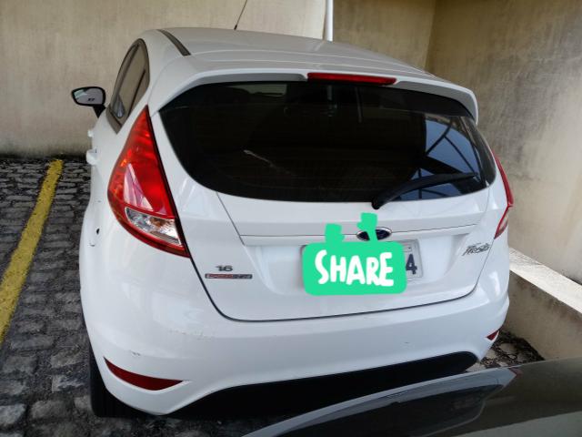 NEW FIESTA 2014 - 24.000 km - Foto 8