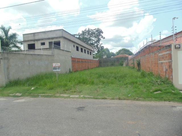 Vende-se terreno (em Bairro Nobre e com o menor valor por m2 da região) - Foto 2