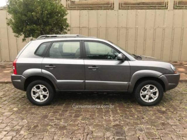 Tucson 2.0 mpfi gls 16v 143cv 2wd - automático 19 mil kms único dono - Foto 4