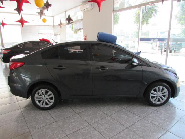 HYUNDAI HB20S 2017/2018 1.6 COMFORT PLUS 16V FLEX 4P AUTOMÁTICO - Foto 5
