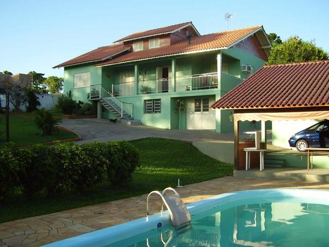 Sitio com casa p/morar, a 200 m RS 020 e 500 da RS 118