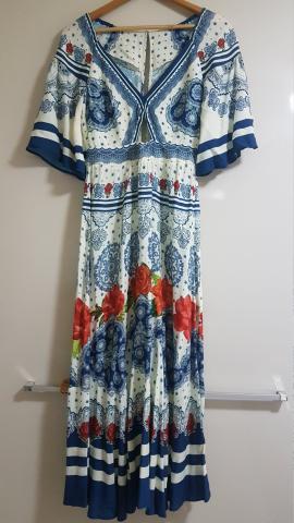 Vestido midi rendado Farm tam. P