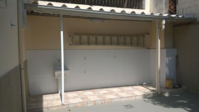 Alugo casa reformada no Engenho Novo, sala, 03(três) quartos e dependências - Foto 19
