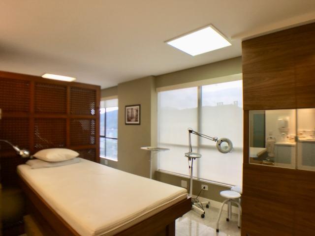 Sala Comercial no Centro - Mobiliada com requinte - Foto 4