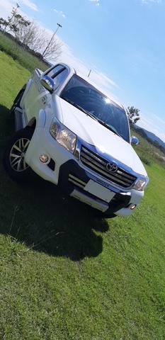 TOYOTA HILUX CD SR 4X2 2.7 16V/2.7 FLEX AUT. 2014 