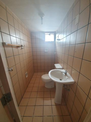 Apartamento espaçoso 3/4 sendo 1 suite - barro vermelho - Foto 9