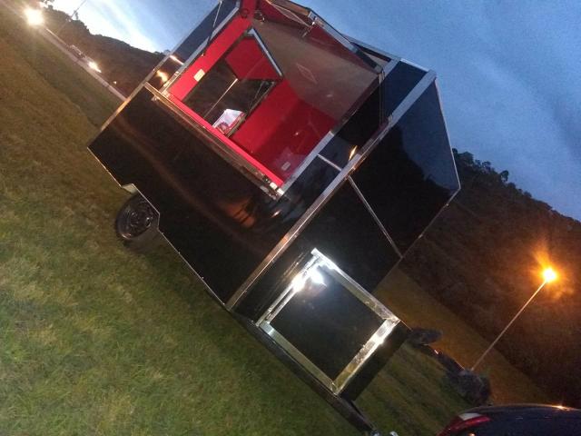 Trailer comercial