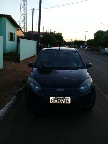Vendo Ford fiesta 10/11 ( aceito moto) - Foto 5