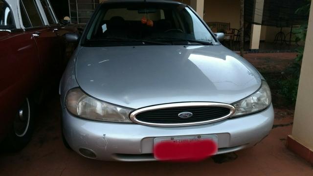 Ford Mondeo Ghia top 2000 V6
